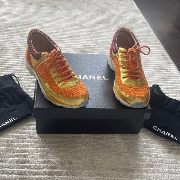 Chanel Sneakers size 38 - Picture 1 of 9